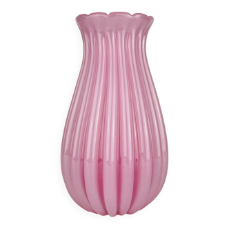 Vintage pink vase attributed to Archimede Seguso, Italy, 1950s.