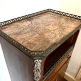 Ccommode en marqueterie et bronze