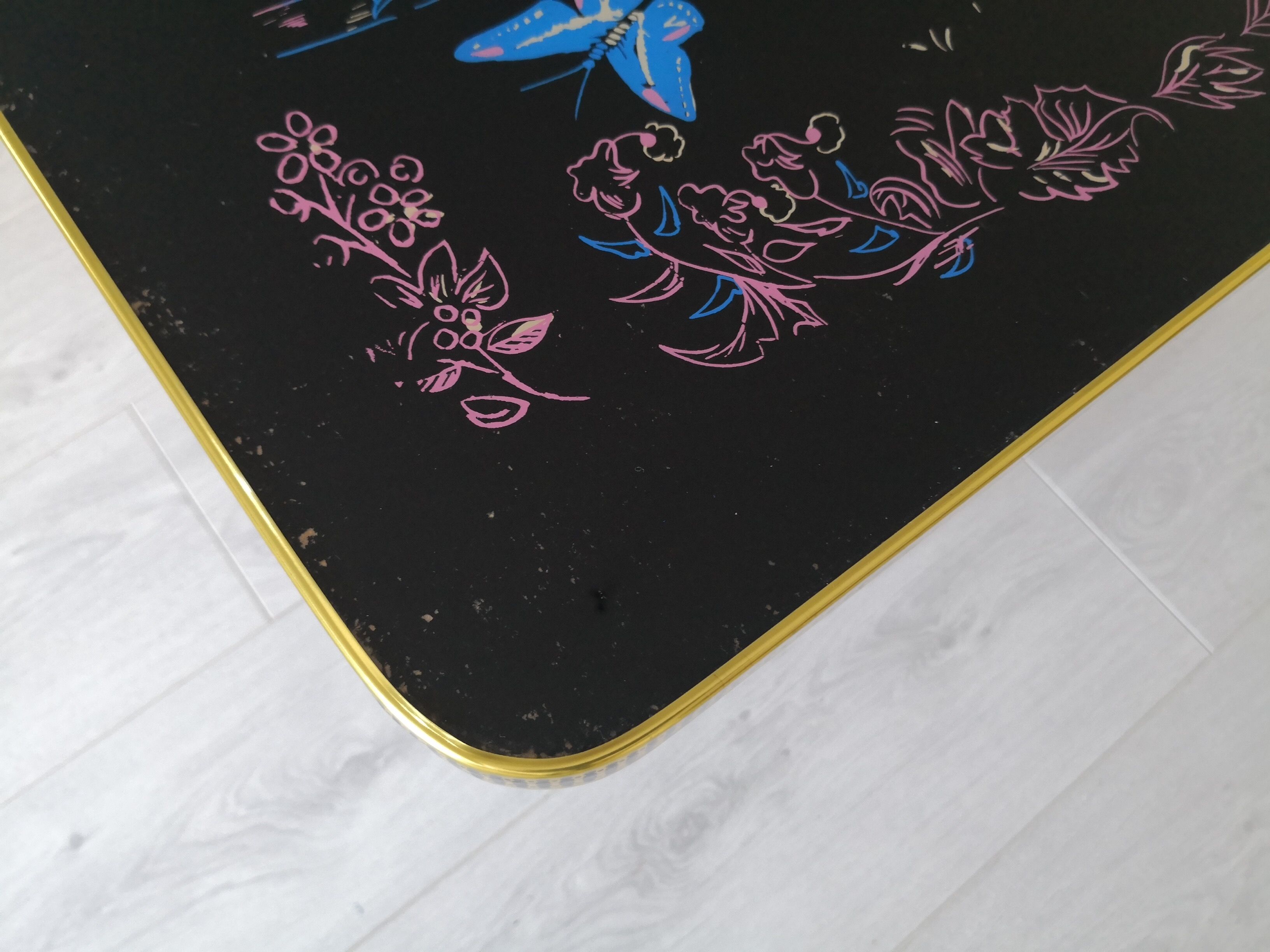 Table low feet spindles 60s/70s