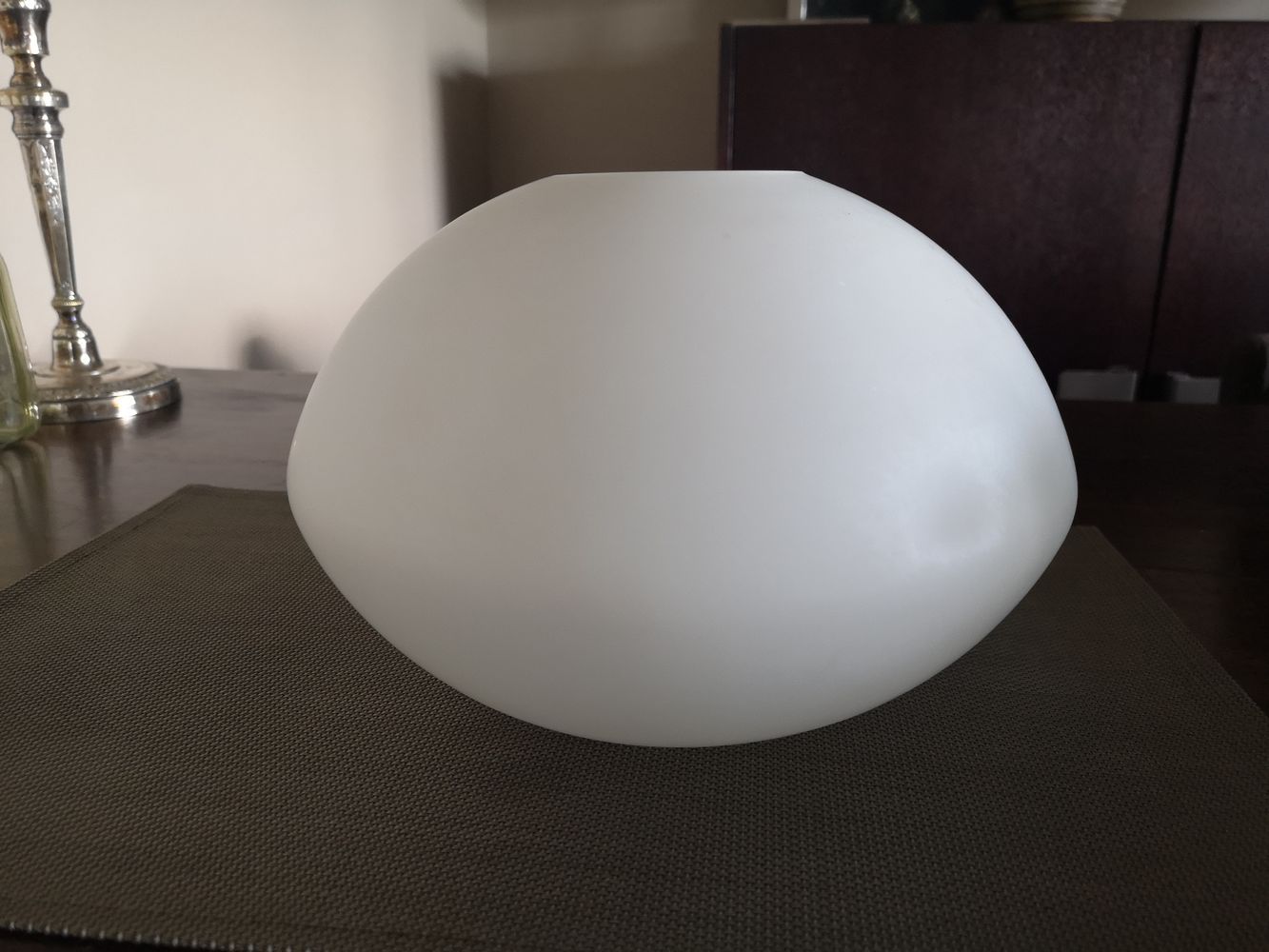 Large translucent white glass globe - Ufo shape - Space Age - 1950s/1960s