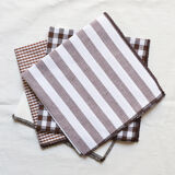 Set of 4 mismatched towels