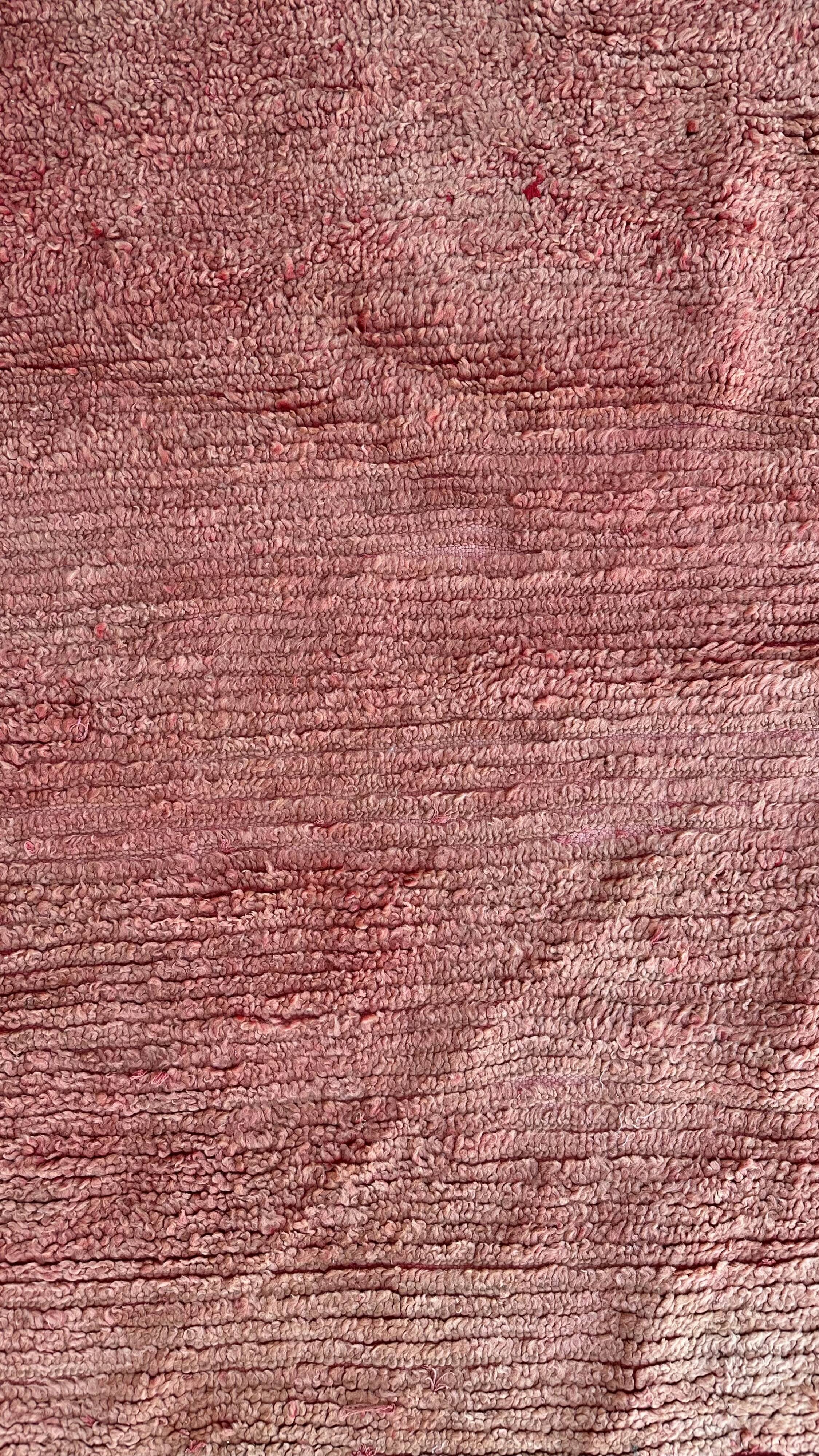 Moroccan red carpet - 108 x 232 cm