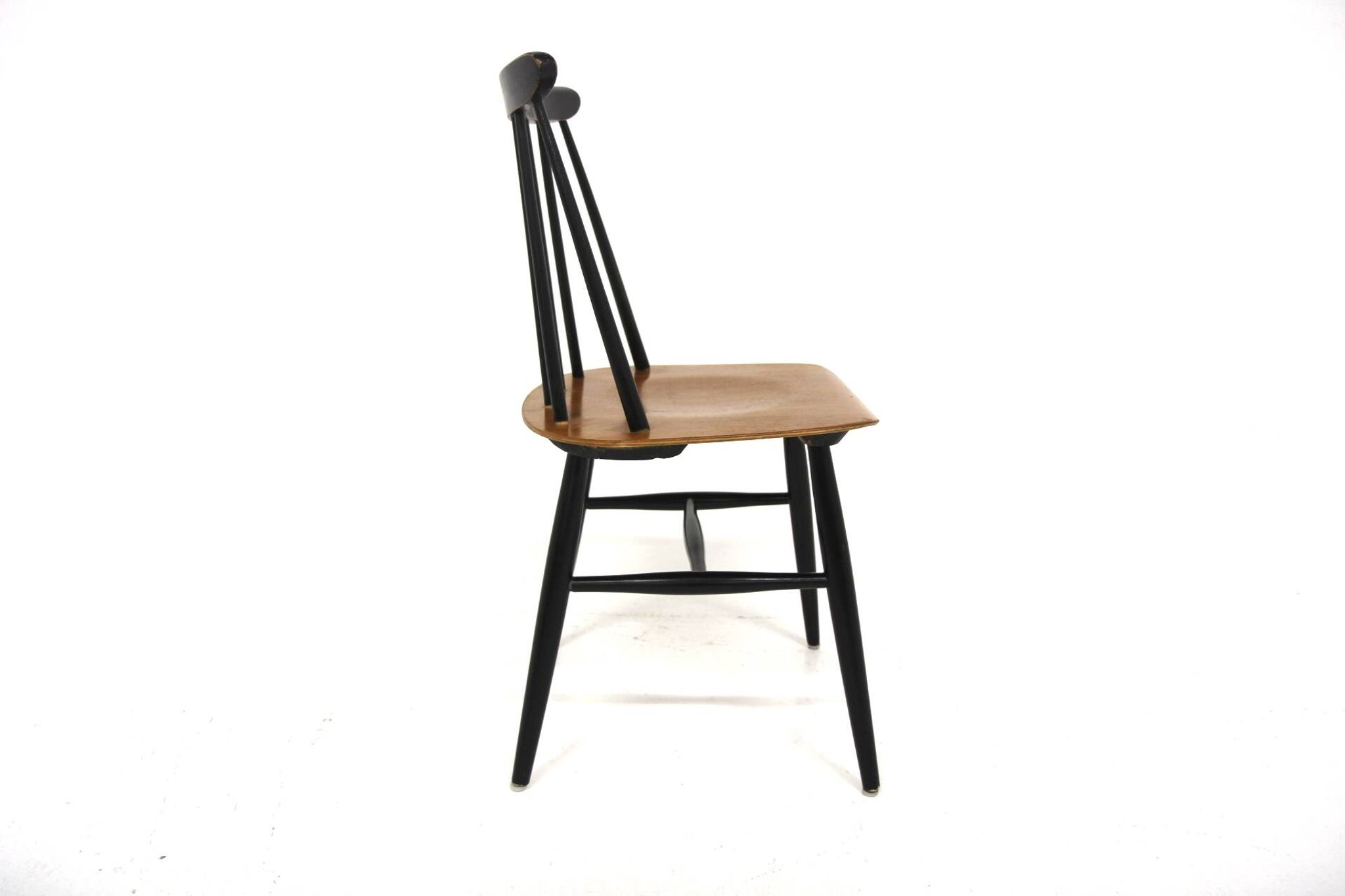 Set of 4 "Fanett" chairs in teak by Ilmari Tapiovaara, Sweden, 1960.
