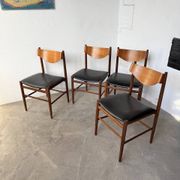 Set of 4 Italian chairs by Gianfranco Frattini.