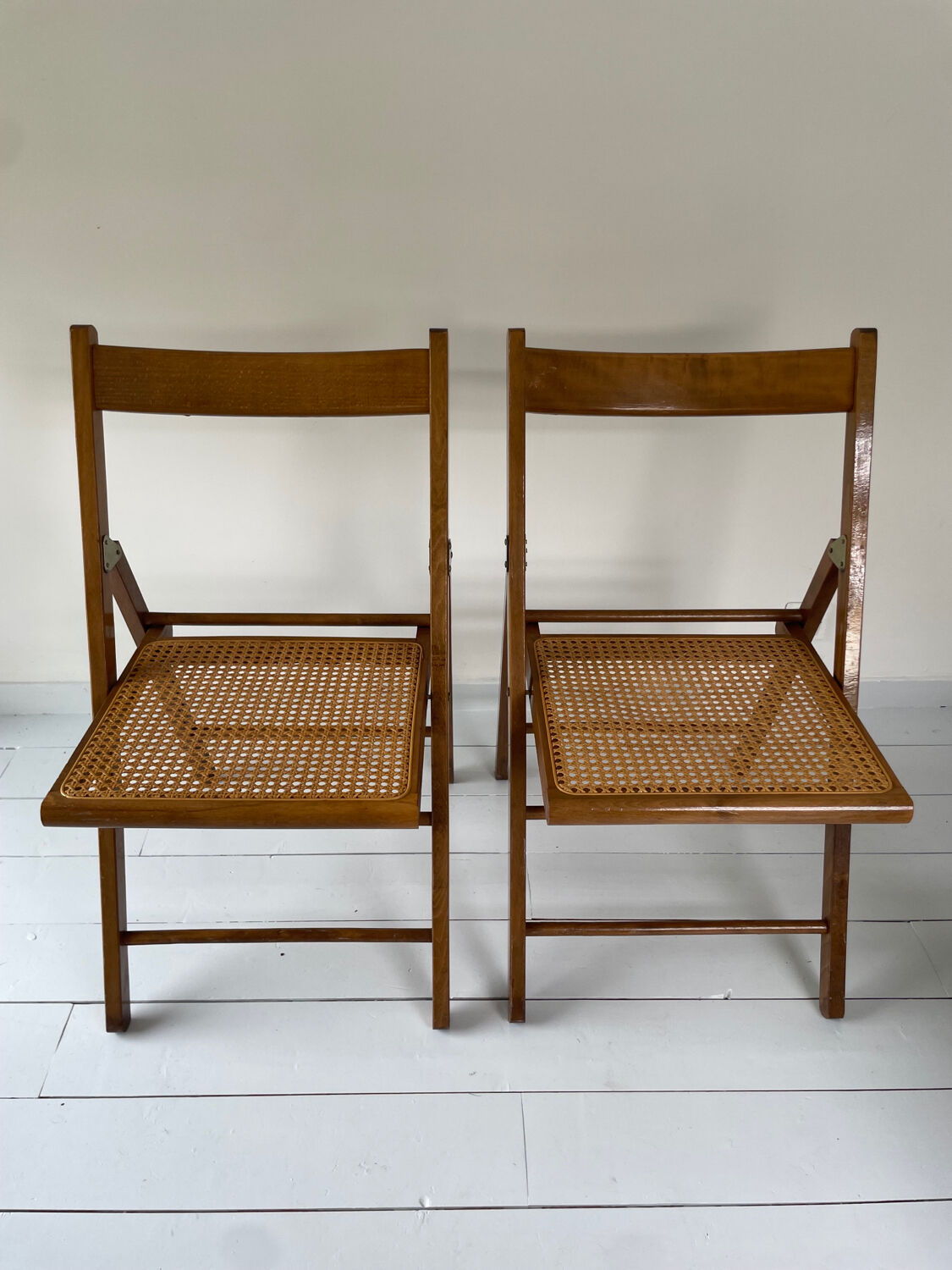 Folding canning chairs
