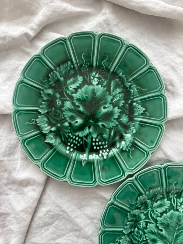 6 assiettes à dessert faïence en barbotine feuilles de vigne Sarreguemines