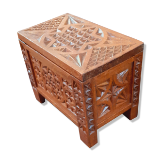 Coffret en bois vintage année 50 en bois sculpté