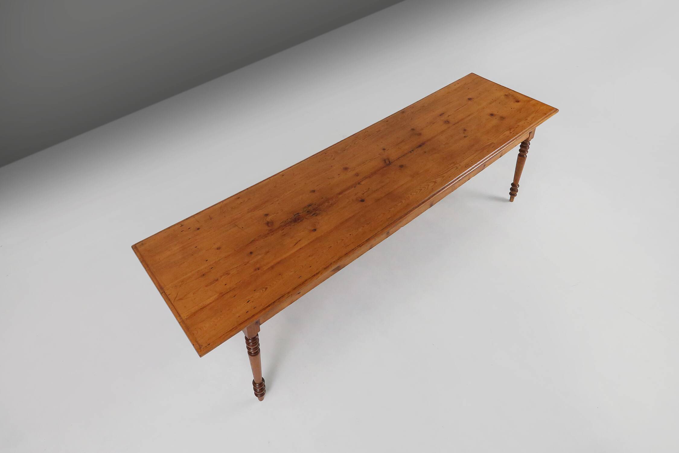 Large French rustic farmhouse table 19th century