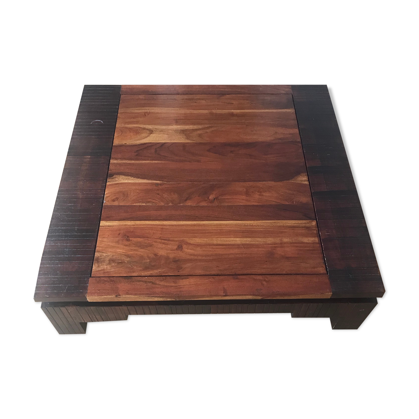 Table basse en bois massif