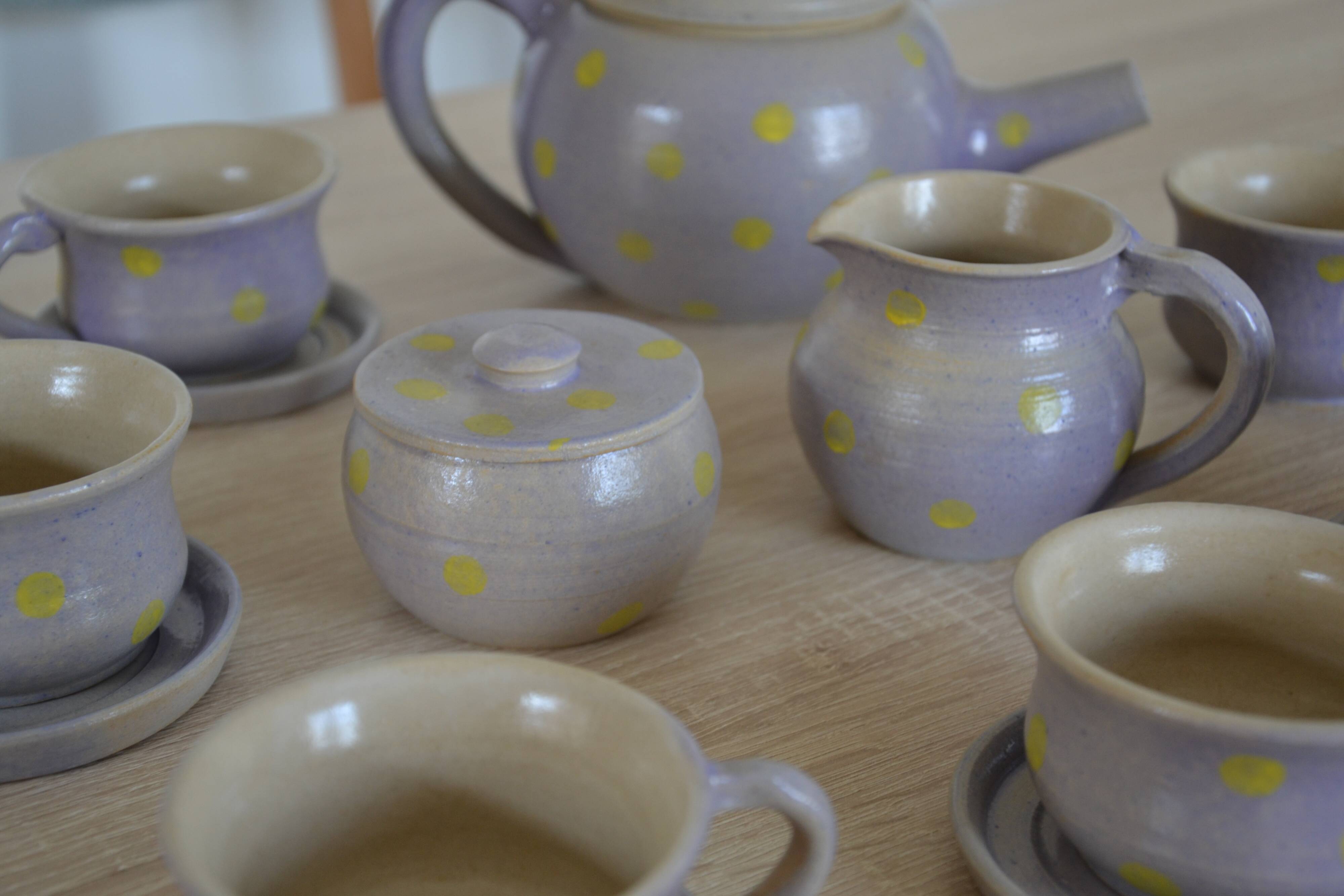 Mado Jolain ceramic set