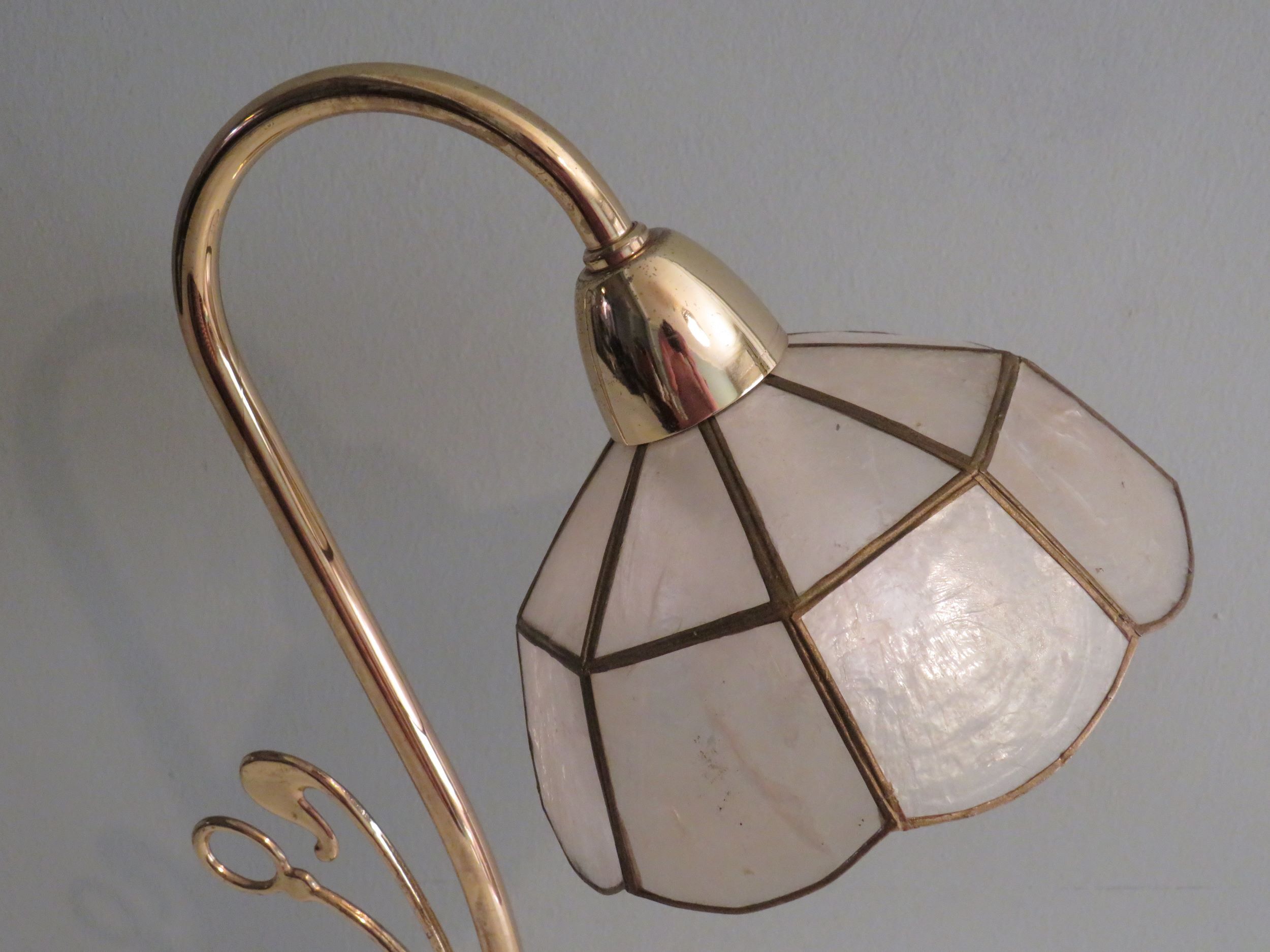Vintage table lamp brass and Capiz, Massive Belgium
