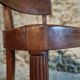 Chaise française ancienne en hêtre – Début 1900 – Dossier courbé massif