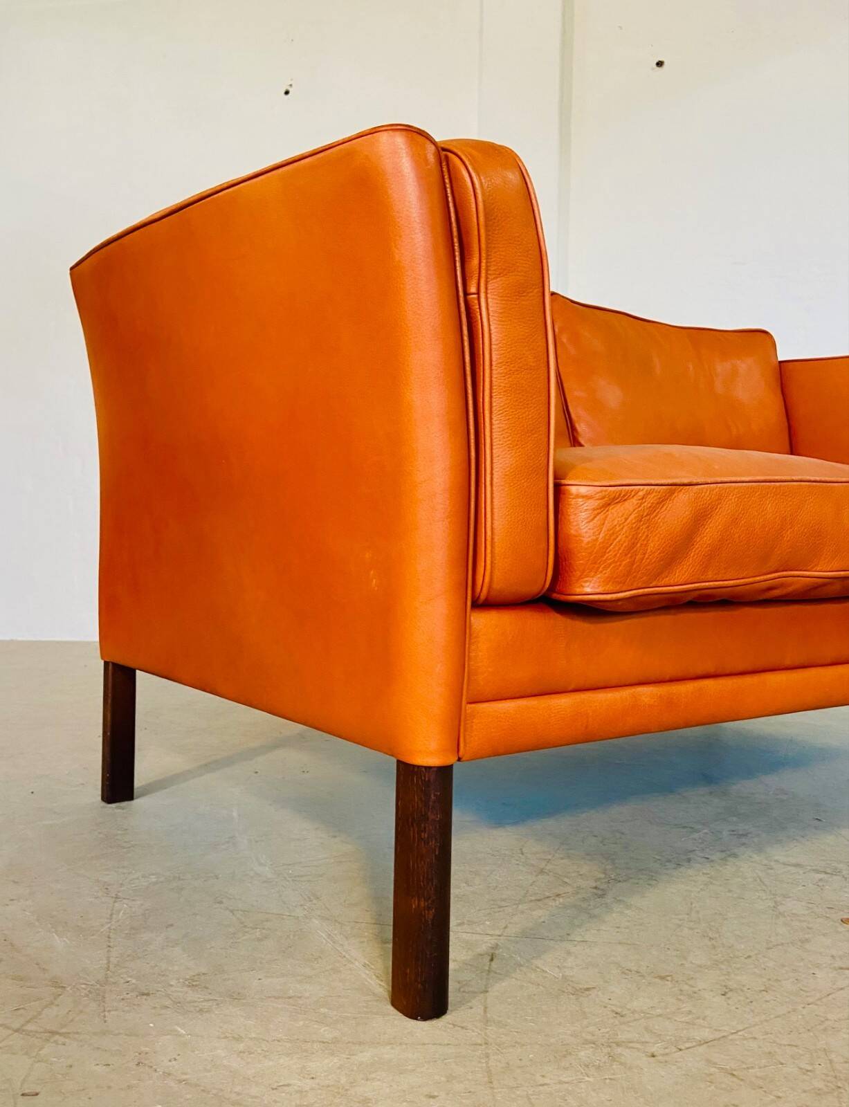 Canapé vintage rétro danois Mogens Hansen pour 2 personnes en cuir cognac