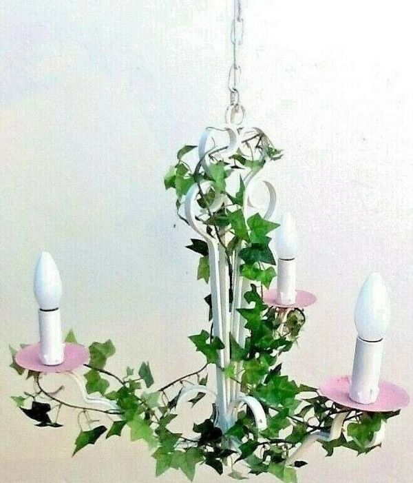Lustre ancien Maison Delmas Fer forgé blanc / décoré de lierre artificielle