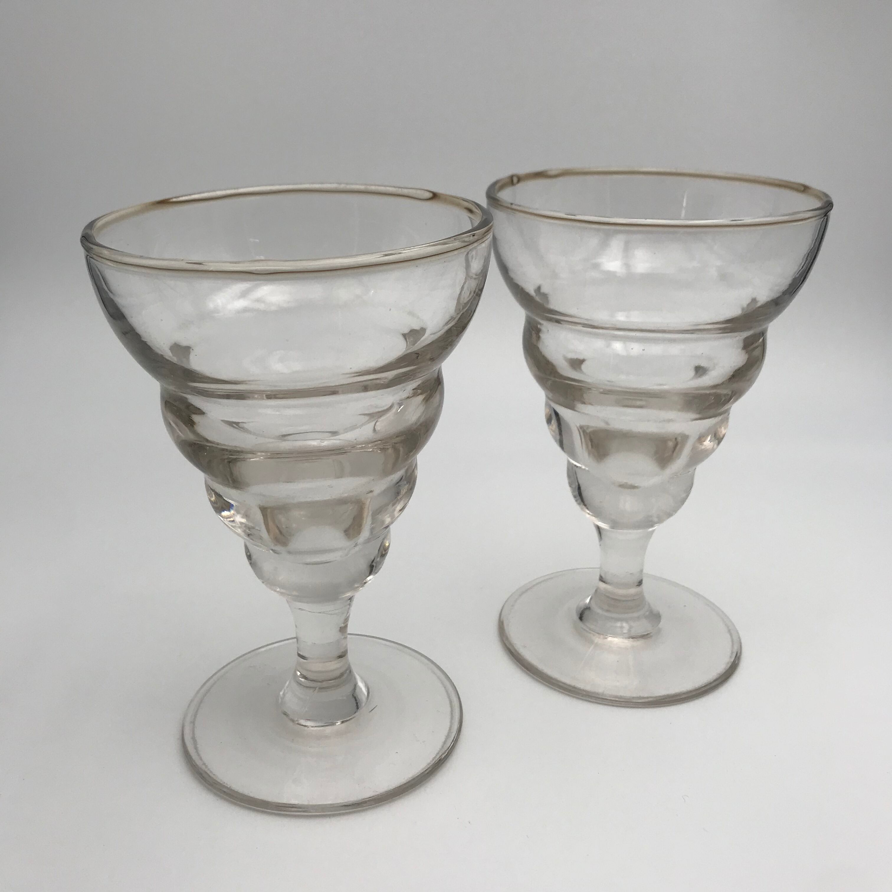 2 vintage aperitif glasses 1950