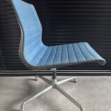 Charles Eames Office Chair VITRA Blue Fabric/Aluminium