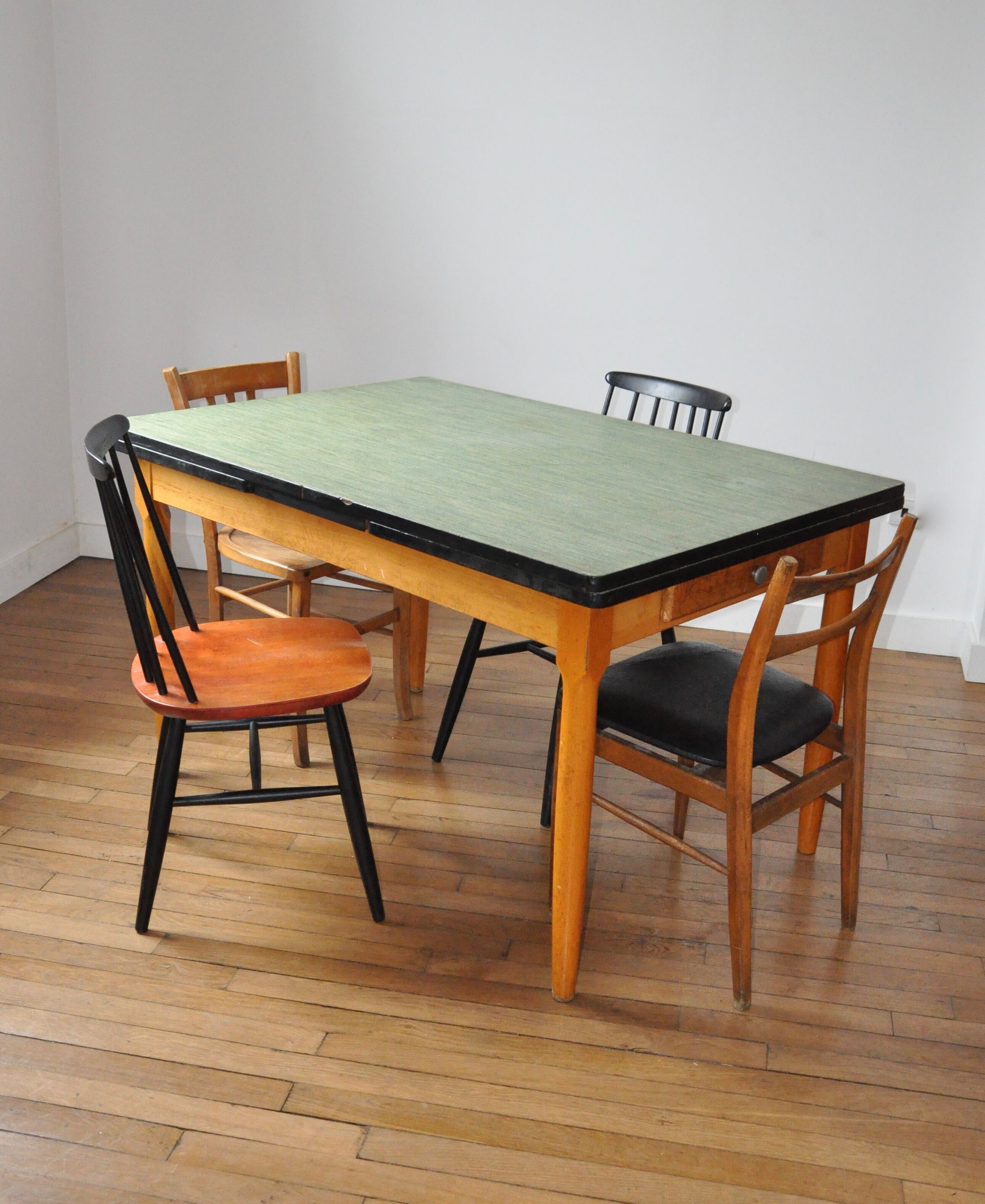 Table dining room 50 years