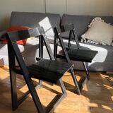 Pair of chairs 70