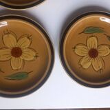 4 'designers collection' dessert plates