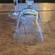 Service de 12 verres en cristal gravé – deux formats assortis, années