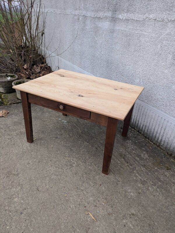 Table basse de ferme