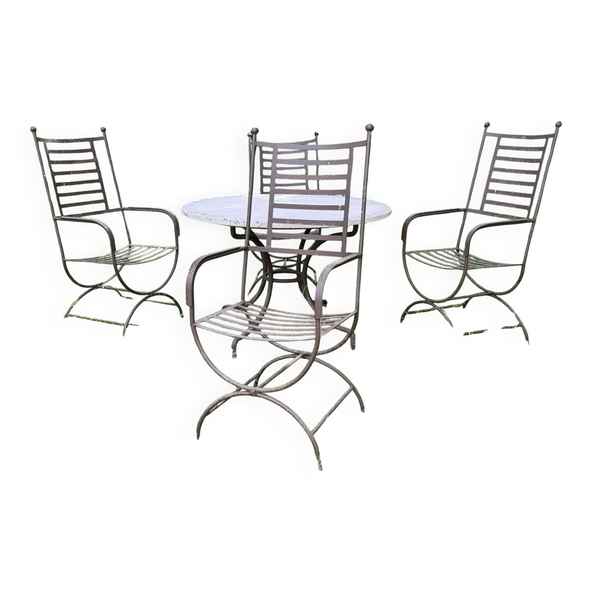 Wrought iron and travertine salon of fine quality, work from the 1990s.