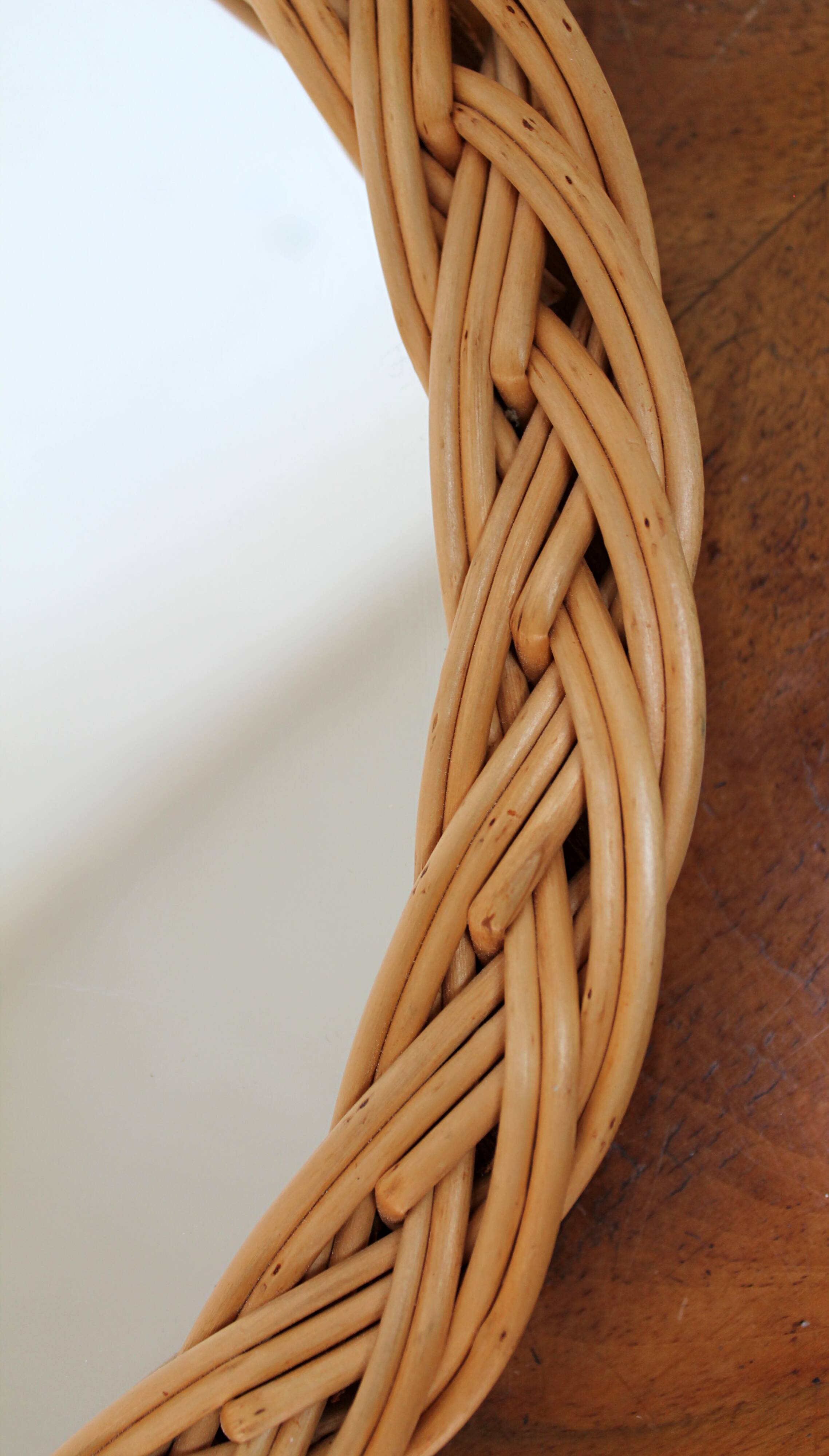 Rattan mirror diameter 23cm