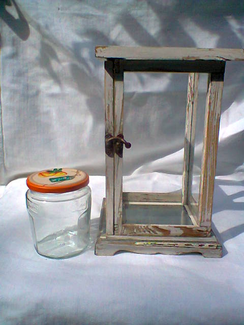 Miniature showcase
