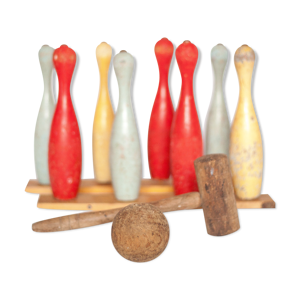 Jeu de quilles anciens,