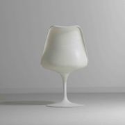 Beautiful set of 5 tulip chairs by Eero Saarinen for Knoll International, 1970s