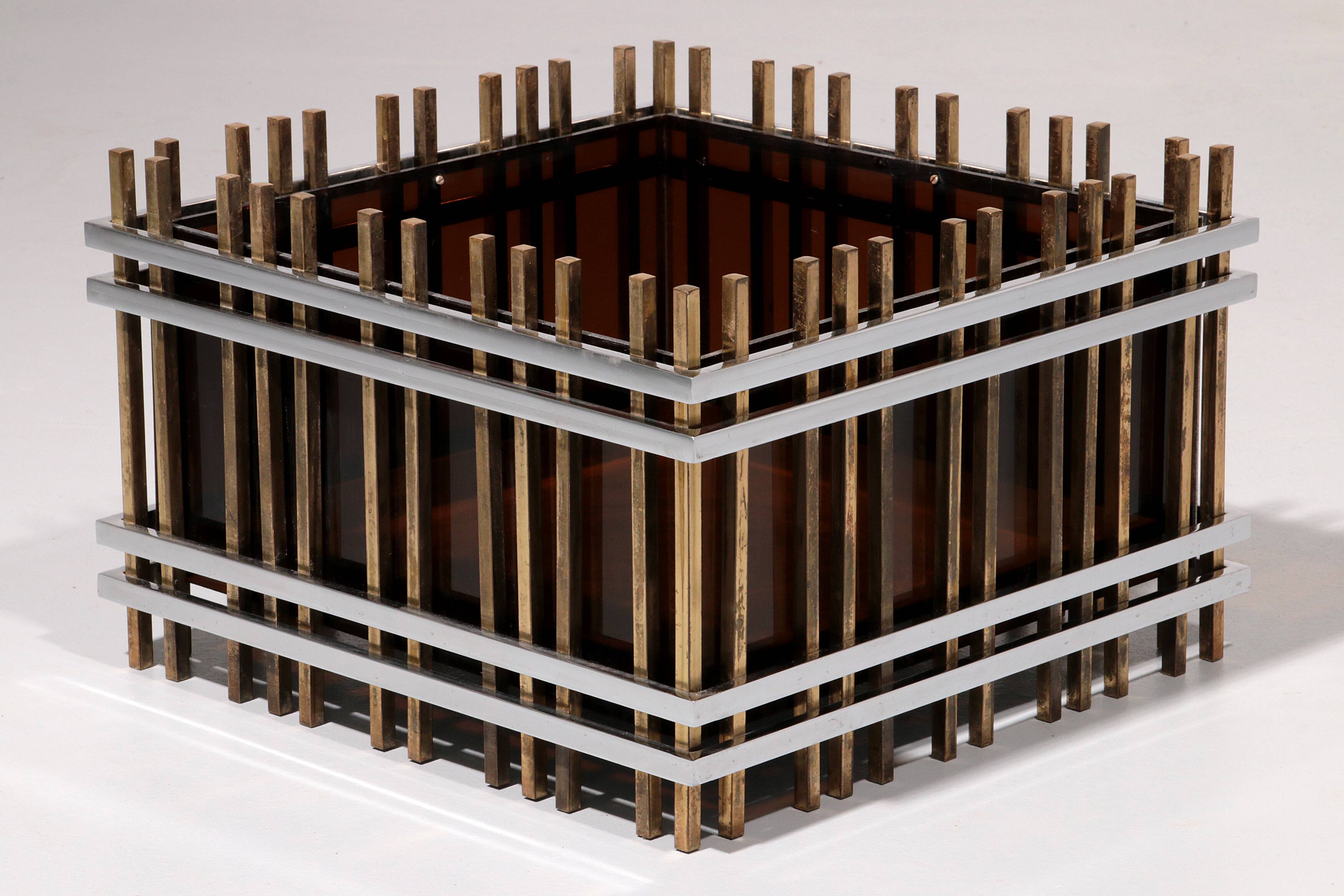 Jardinière « Fioriera » moderniste italienne attribuée à Romeo Rega – Laiton, chromoly