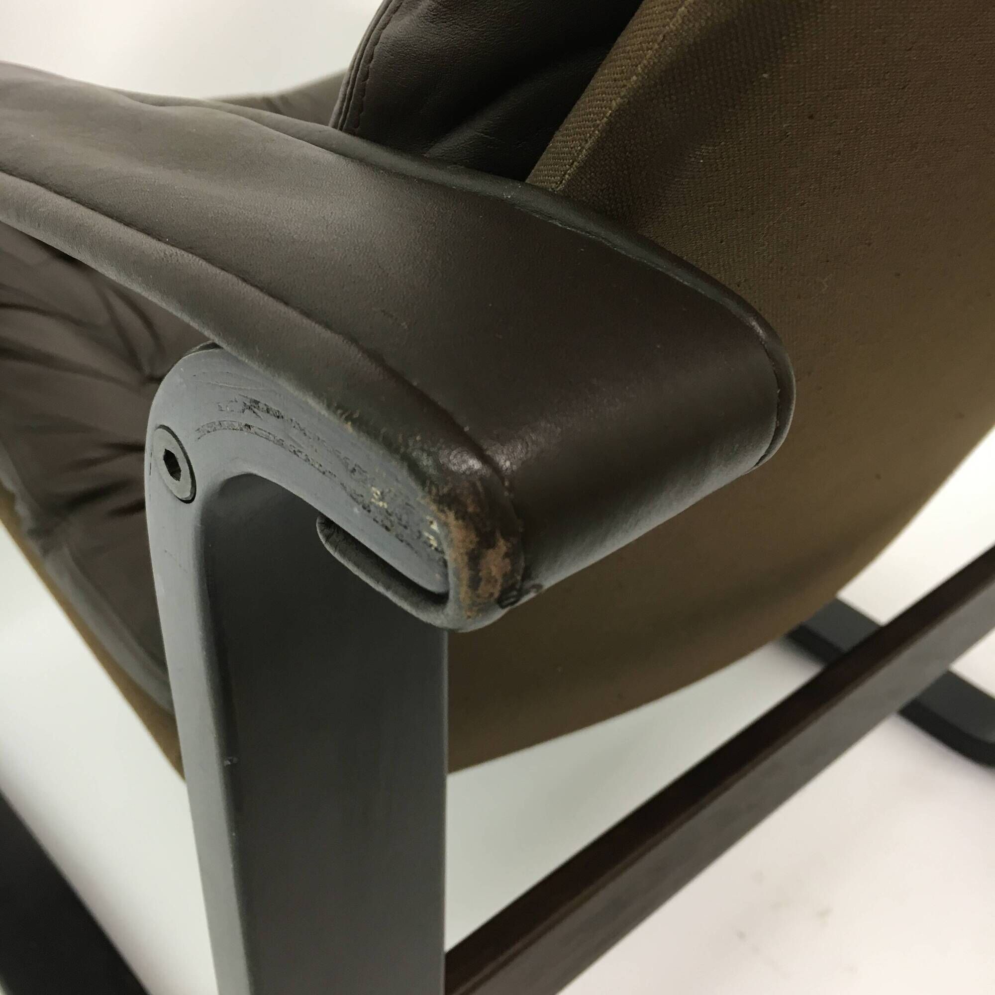 Mid-century design OY BJ Dahlqvist AB Dark Brown Leather safari lounge chai