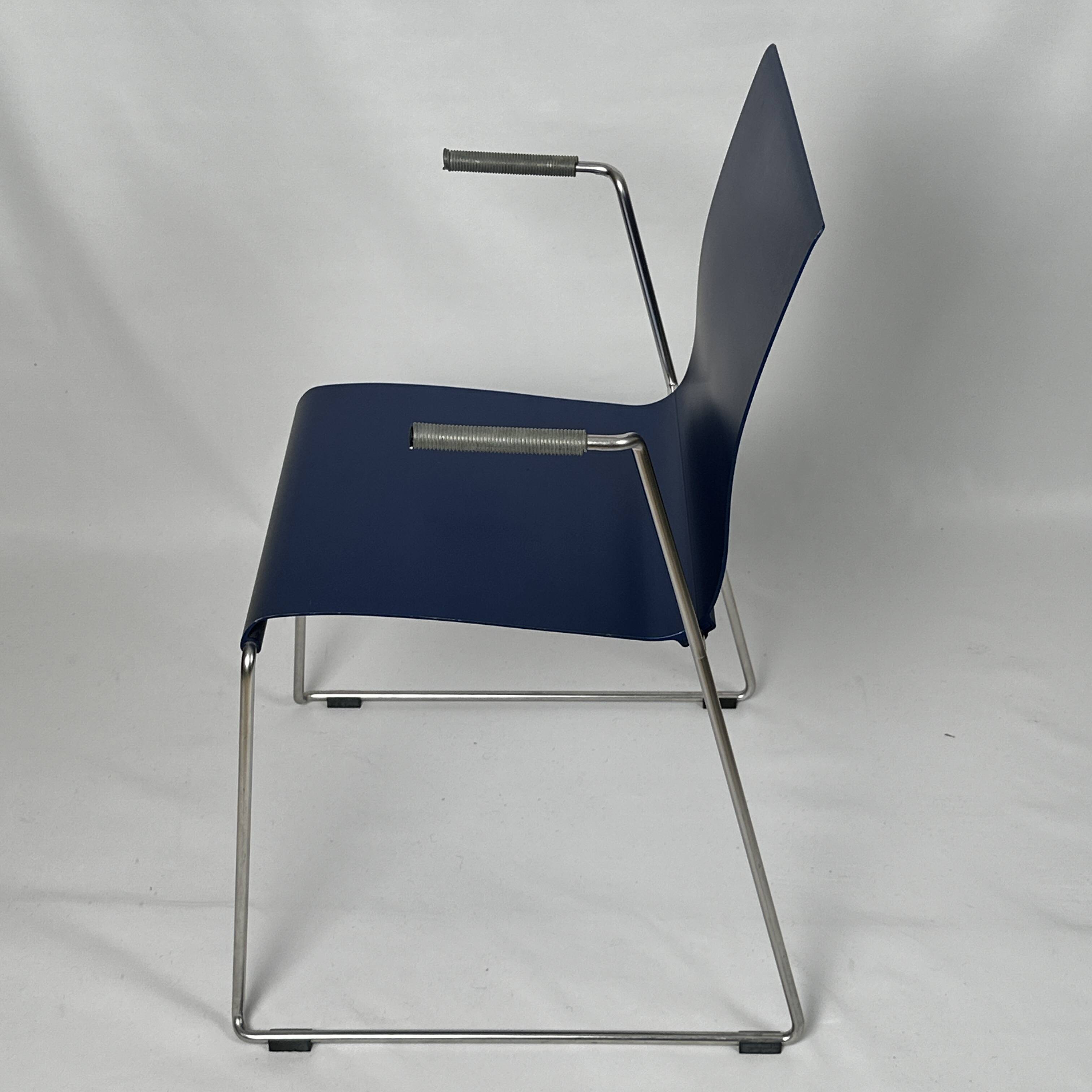 Chaise Blå Station en aluminium bleu et inox, Suède, 2004