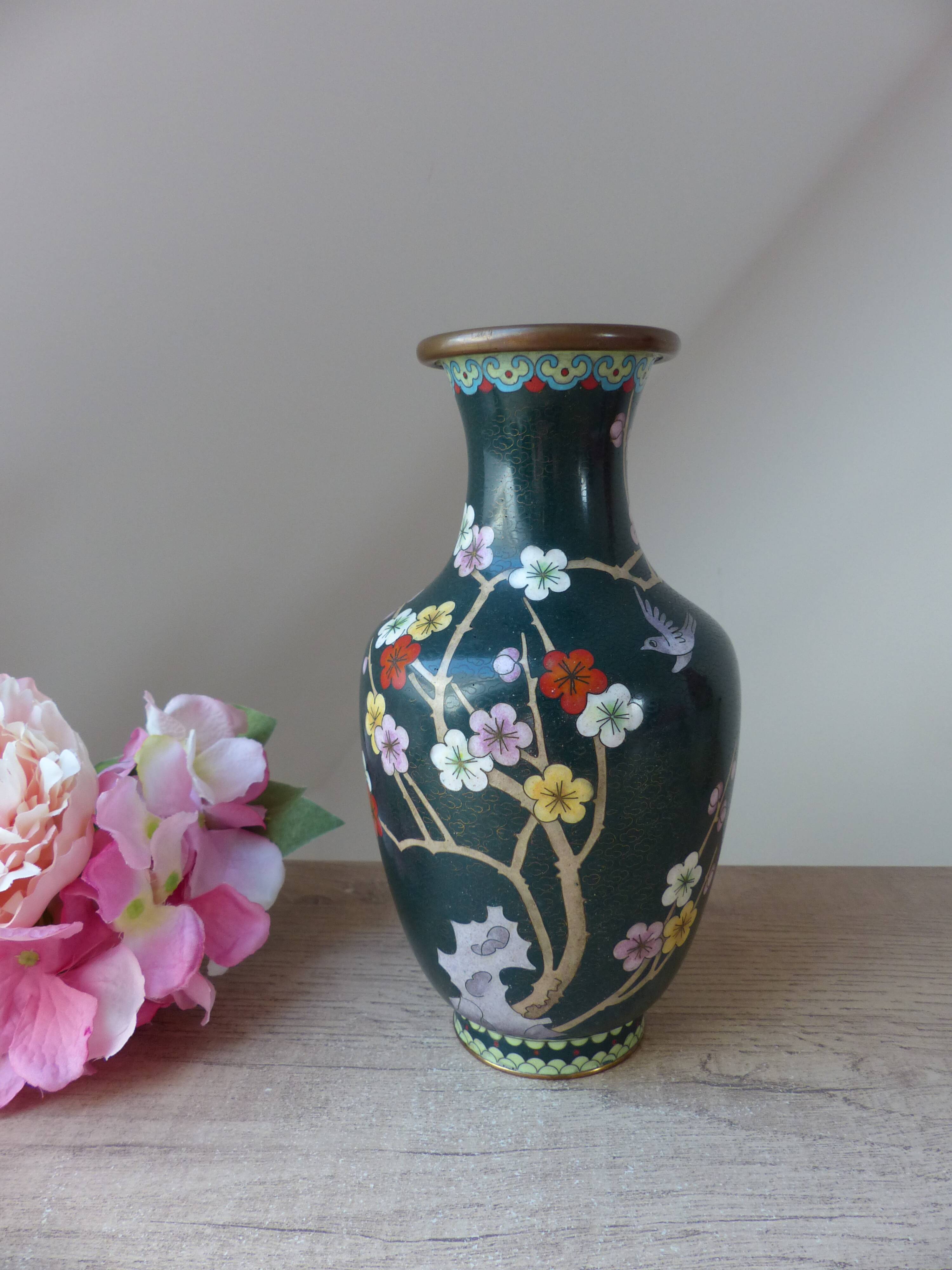 Vintage cloisonné green chinese vase with flower and bird pattern