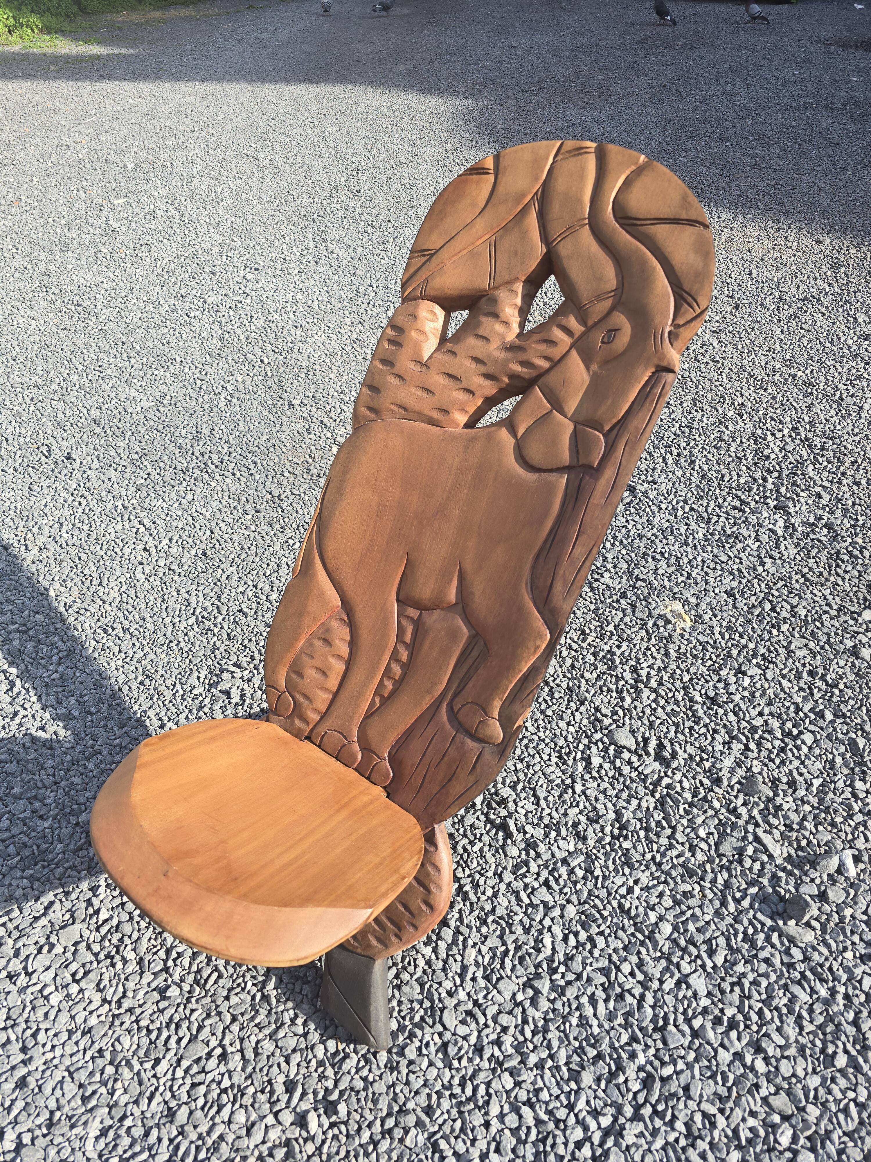 Iconic Talking Chair in Solid Wood – Brut Art & Ethnic Design