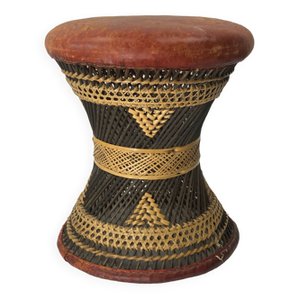 Tabouret tambour en rotin tissé tissé et en osier du milieu du siècle avec siège en cuir