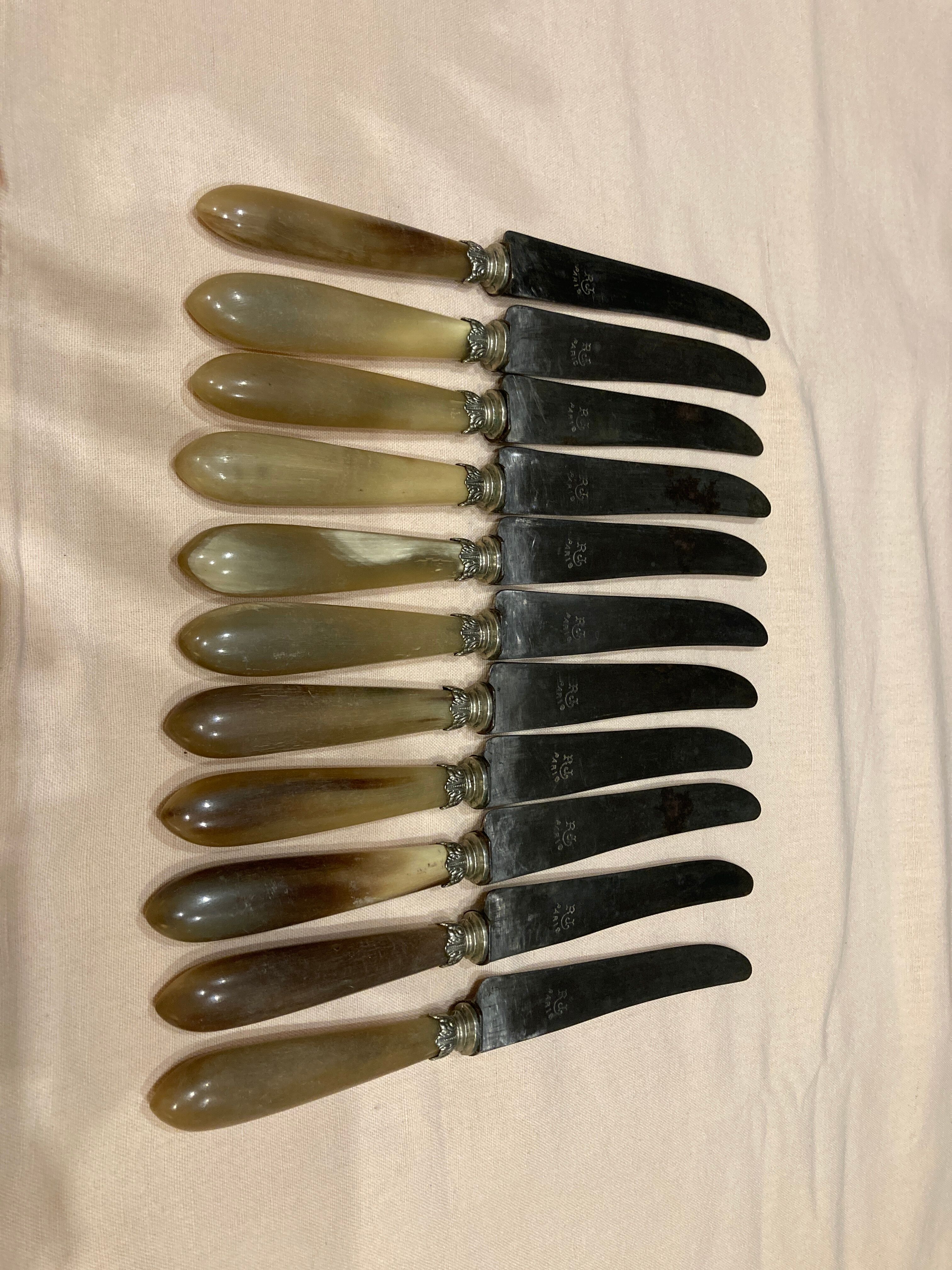 12 horn handle knives