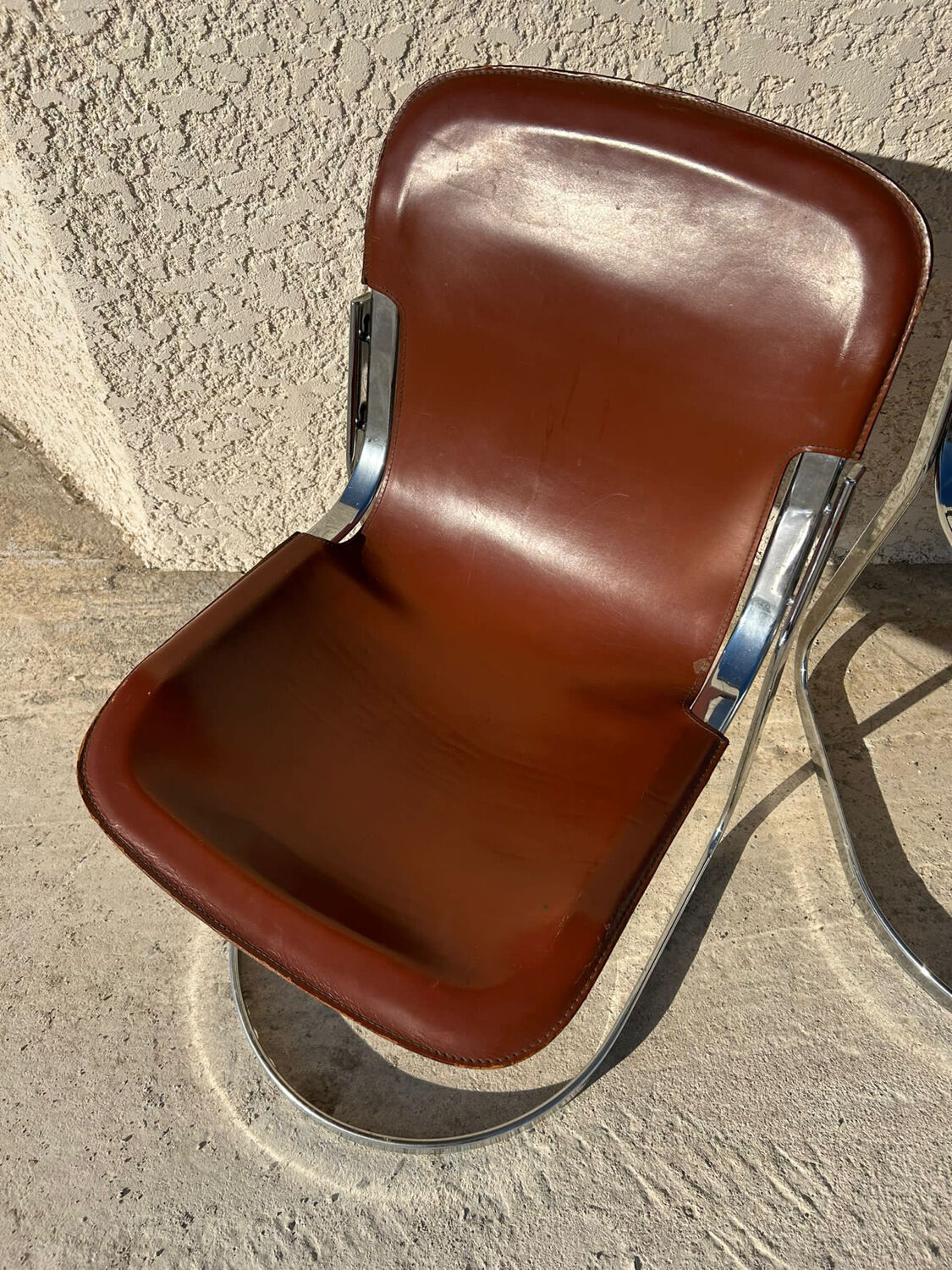 Pair of leather and chromed metal chairs year 70