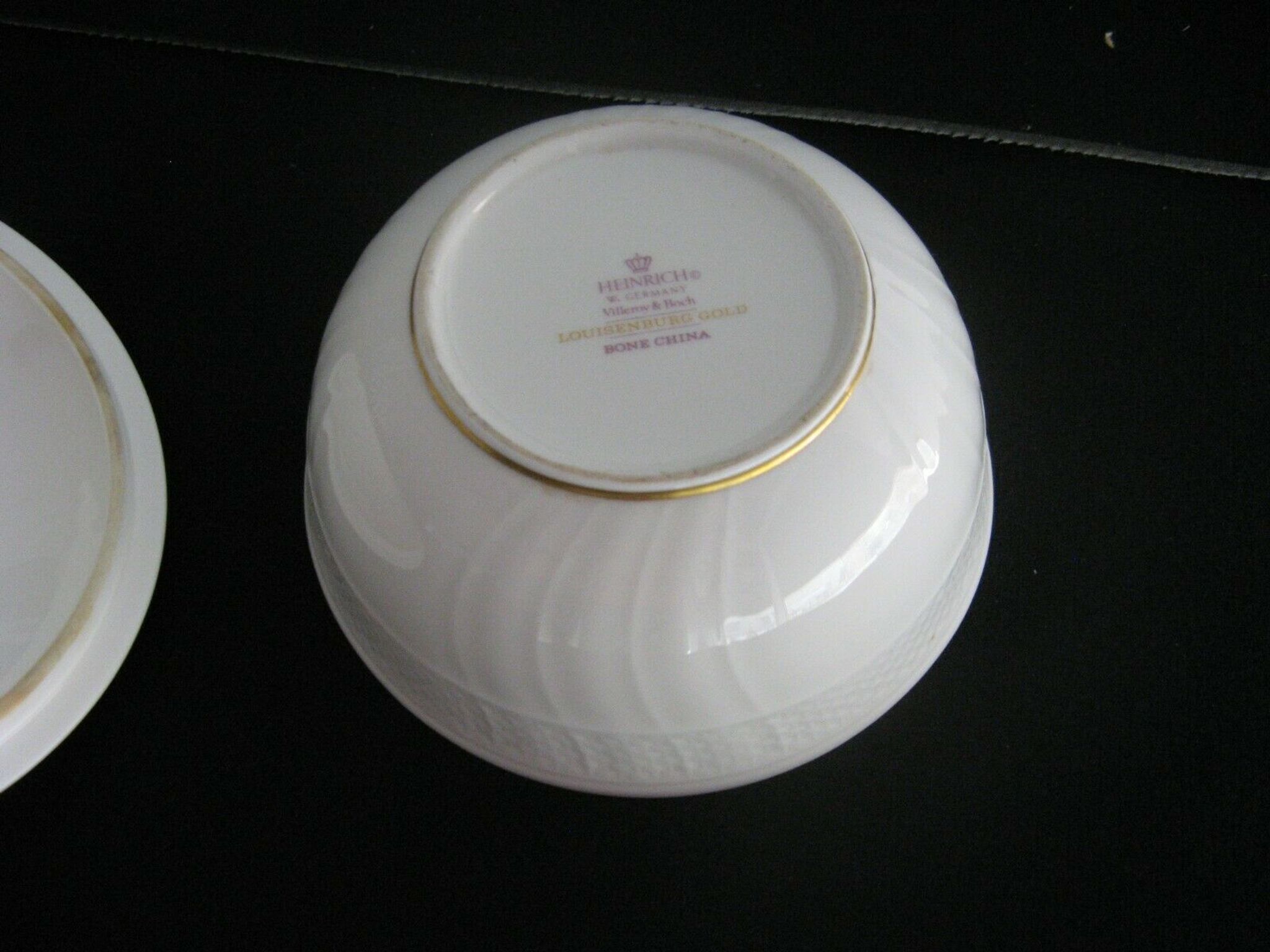 Porcelain box from Villeroy & Boch Heinrich Louisenburg Gold