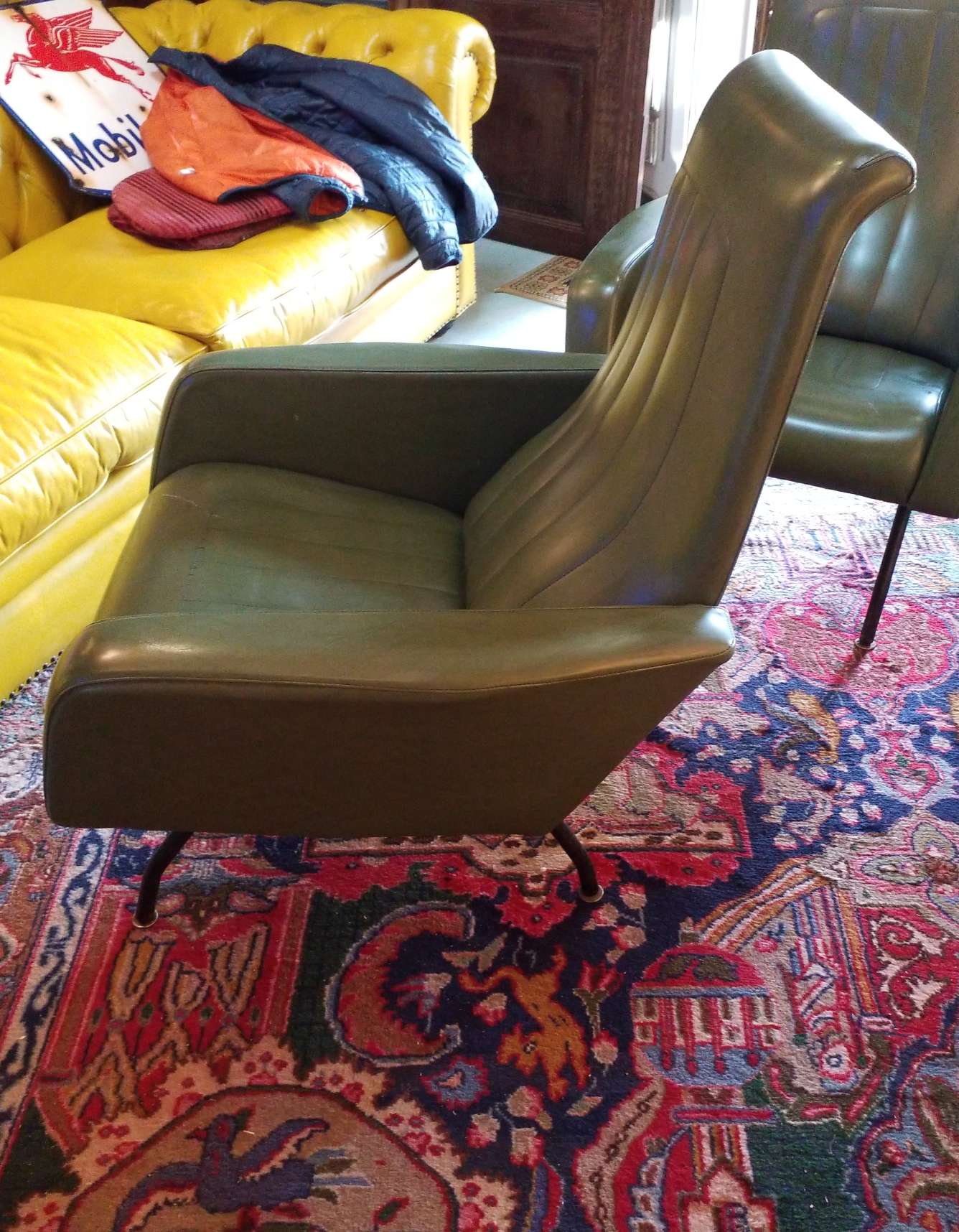 Pair of armchairs 70