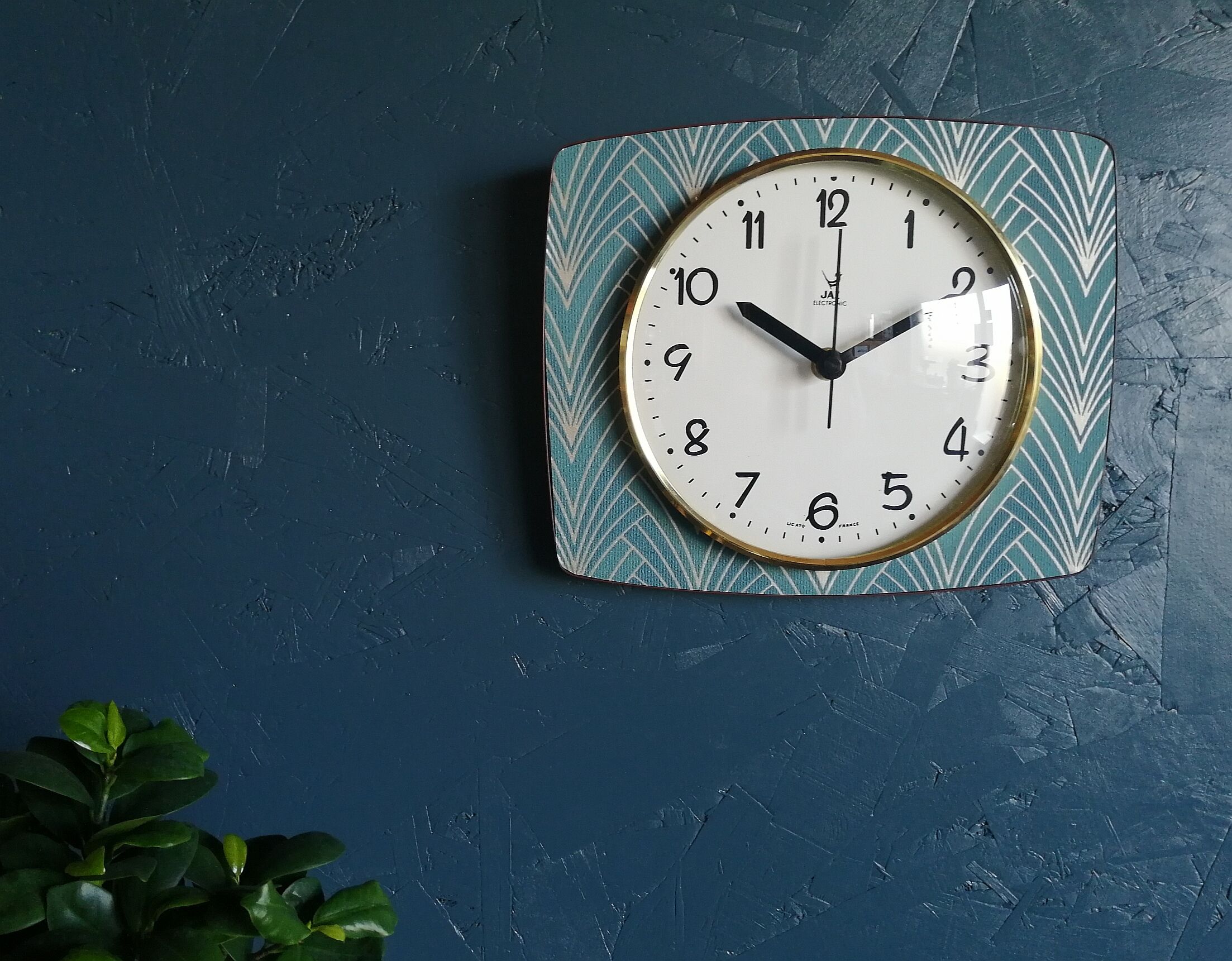 Vintage clock, "Jaz" wall clock