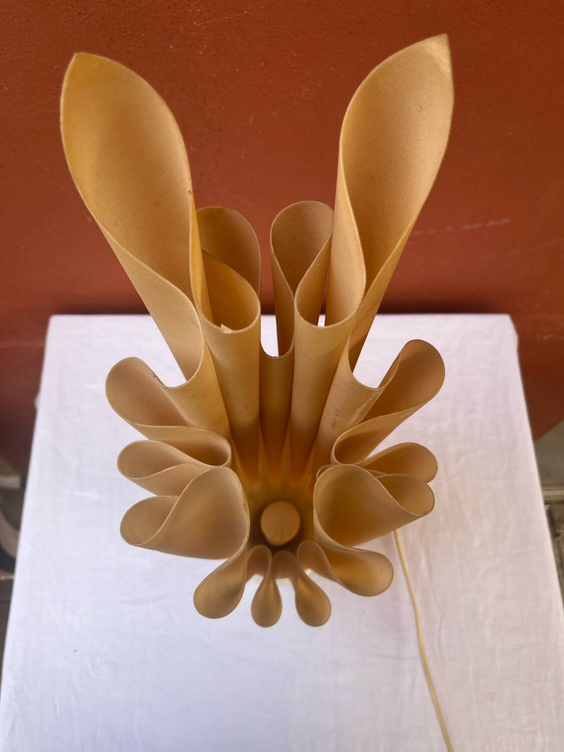 Lampe plastique drapé