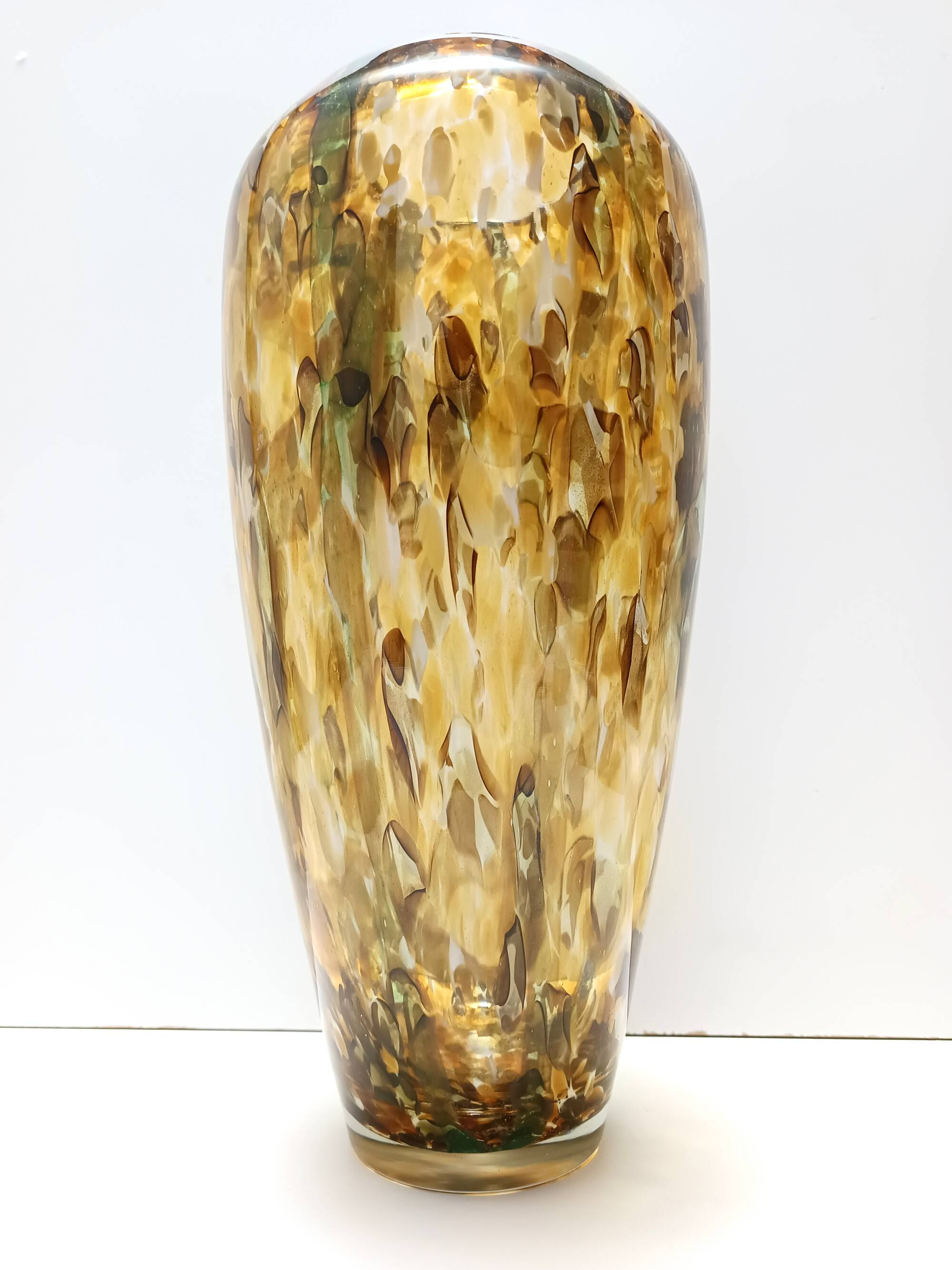 Large Yellow and Green Murano Glass Vase Fratelli Toso style with Aventurine