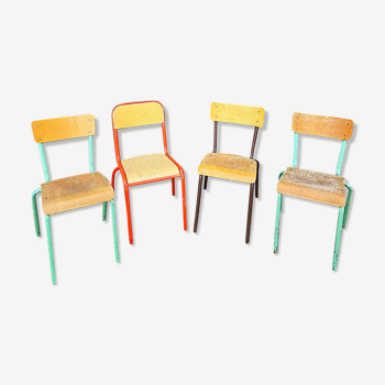 Set of 4 vintage deparaillé school chairs