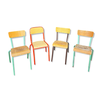 Set of 4 vintage deparaillé school chairs