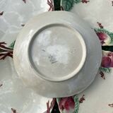 Dessert plates in Choisy le Roi slipware