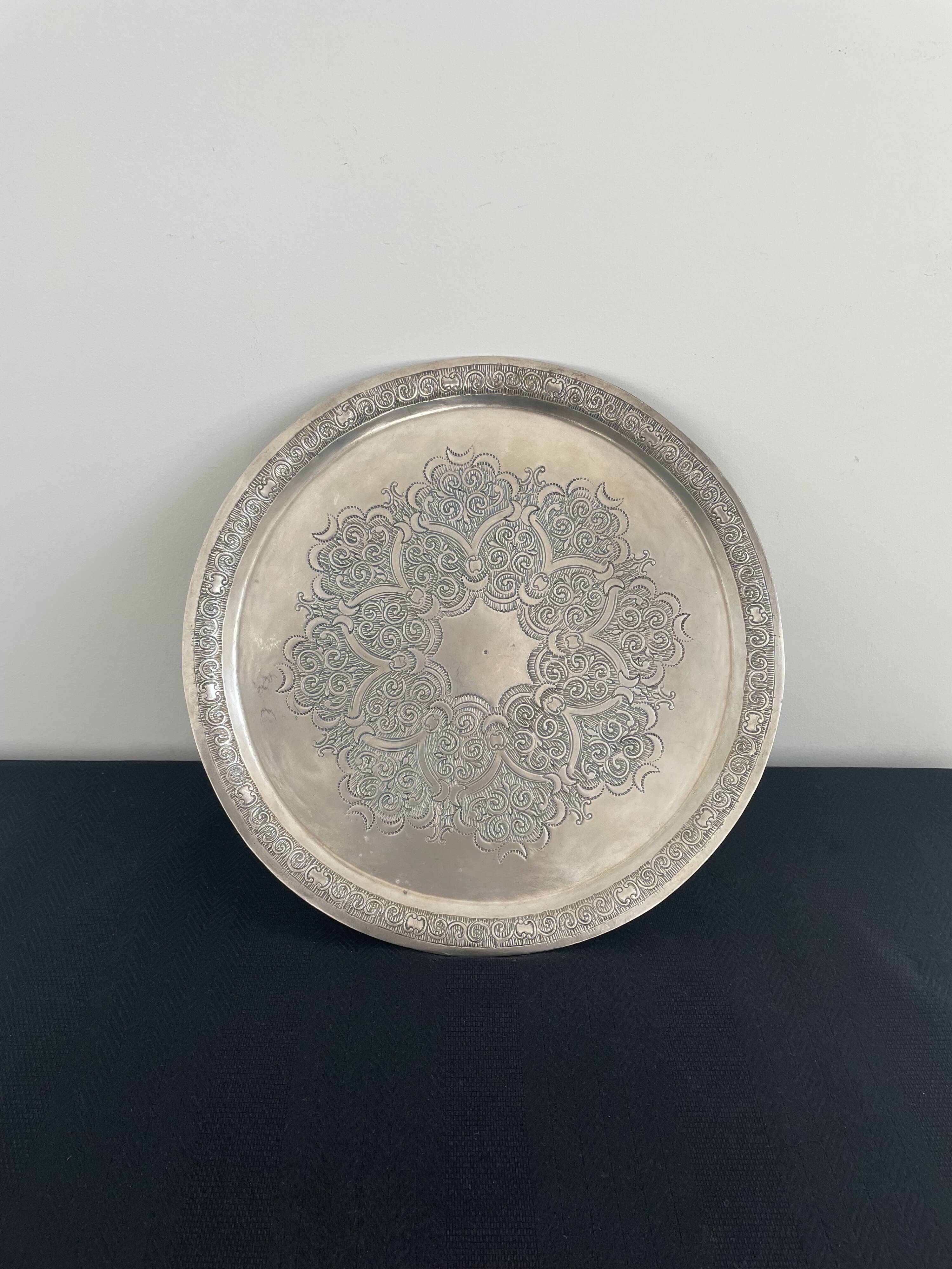 Round silver metal top - rosettes - frieze - Vintage - France