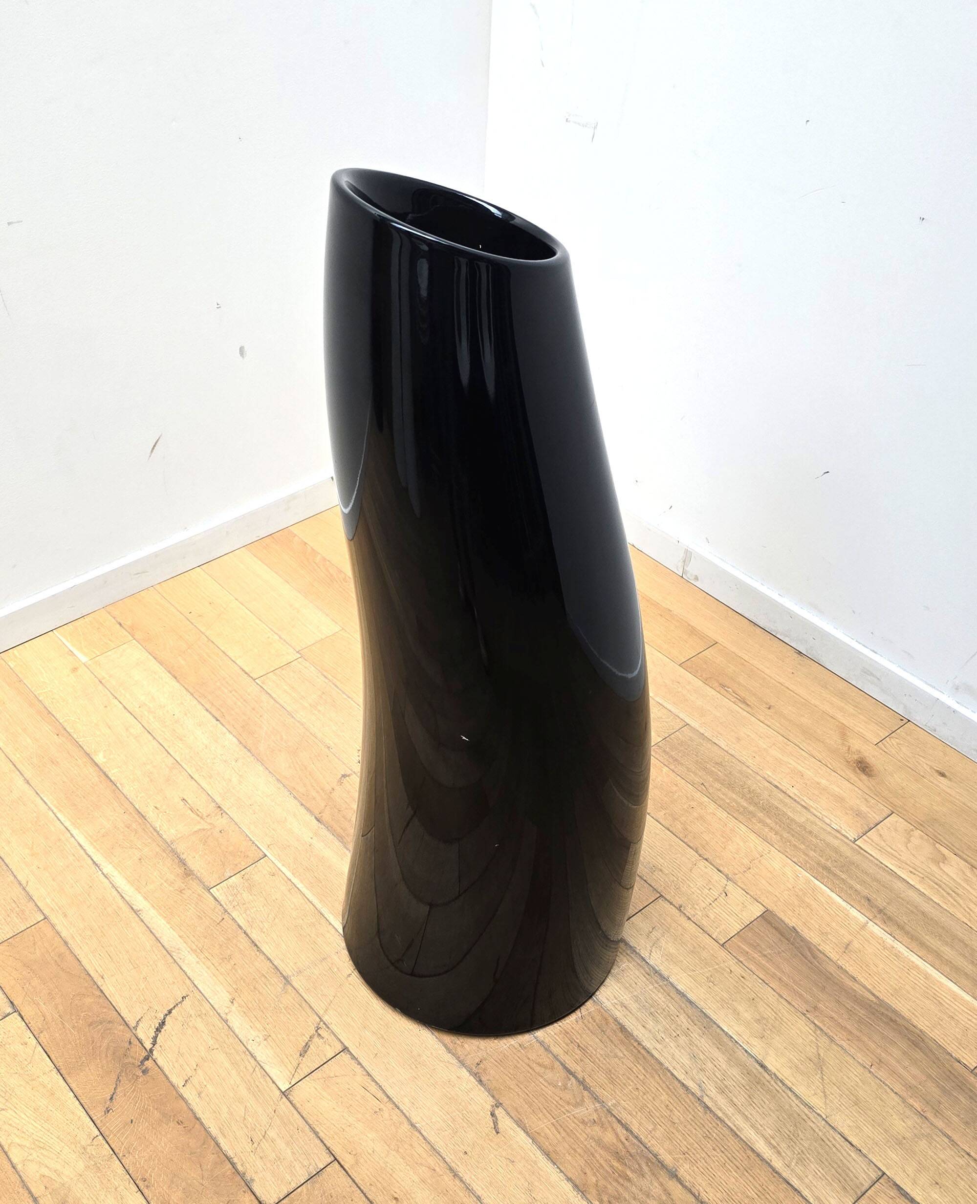 Suite of 8 Madame vases, Alessandro Busana