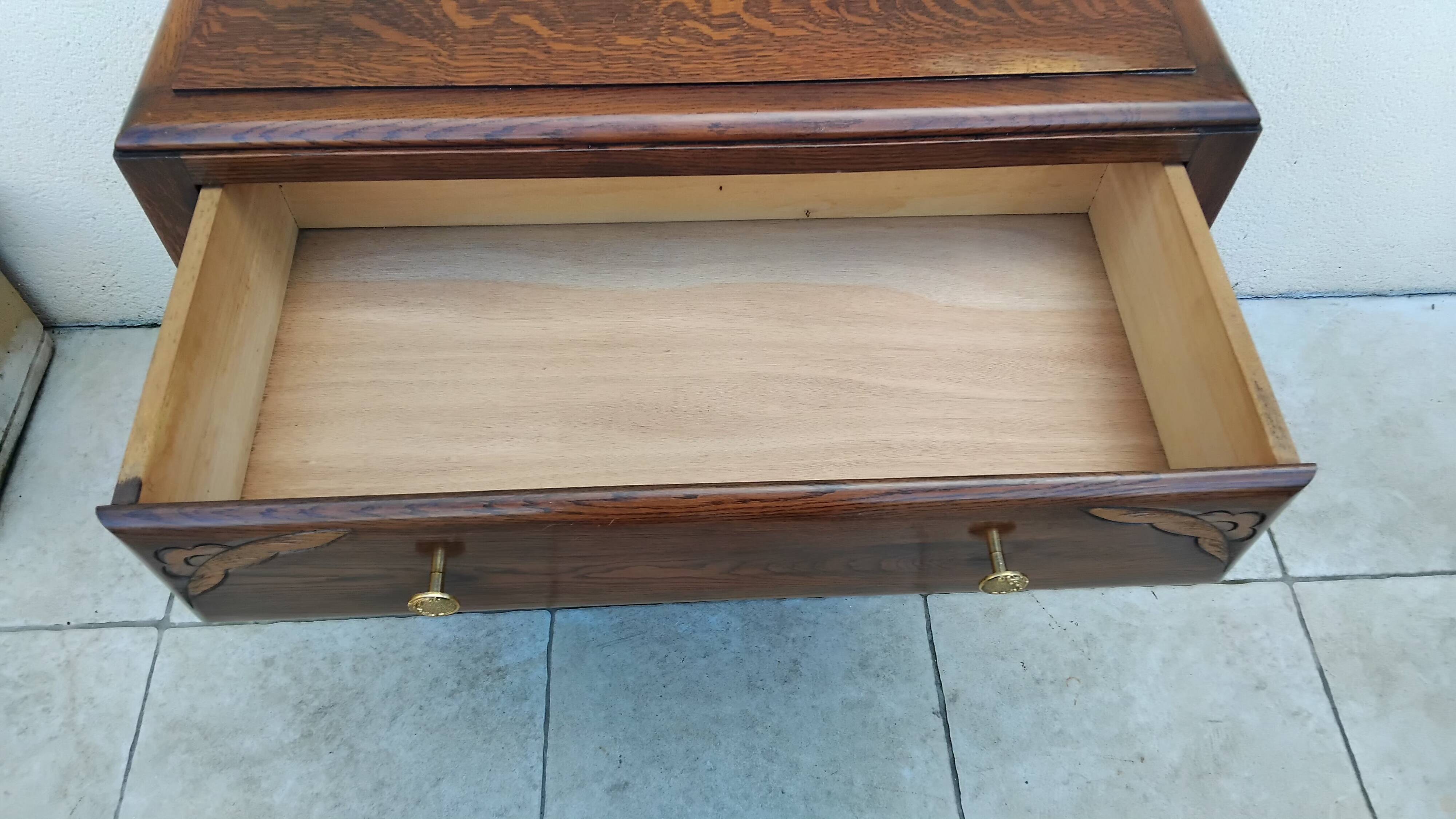Antique Art Deco chest of drawers