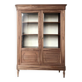 display cabinet